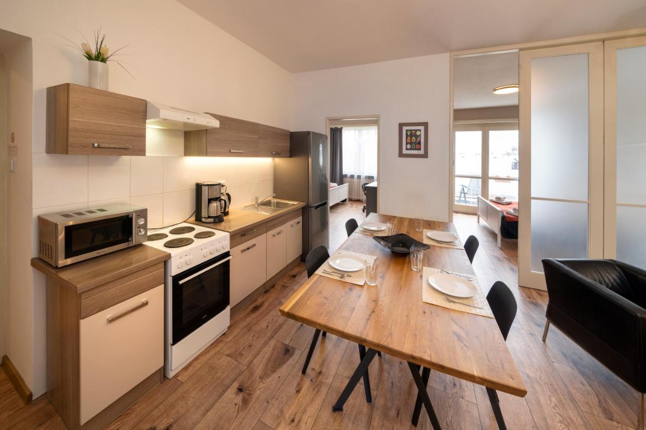 New Town - Apple Apartments Praga Exterior foto
