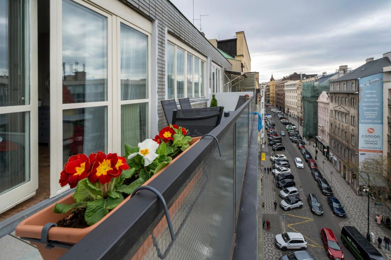 New Town - Apple Apartments Praga Exterior foto
